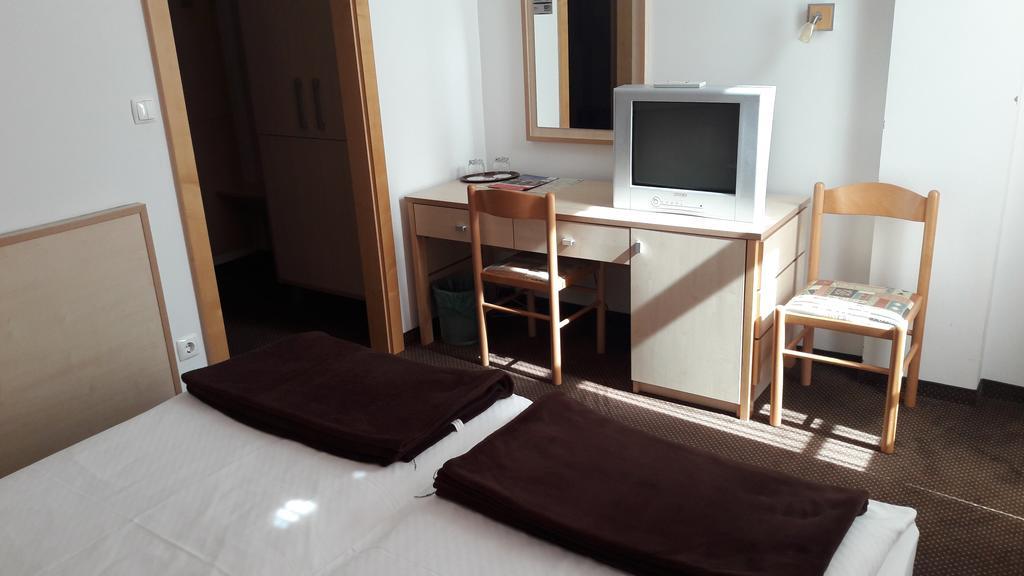 Rooms K Maribor Luaran gambar